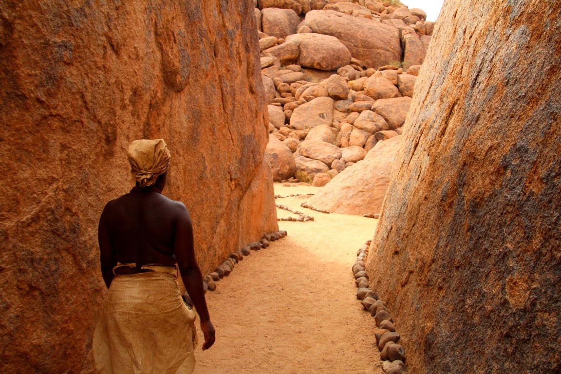 Ontmoet de locals - Damara Living Museum, Twyfelfontein, Namibië