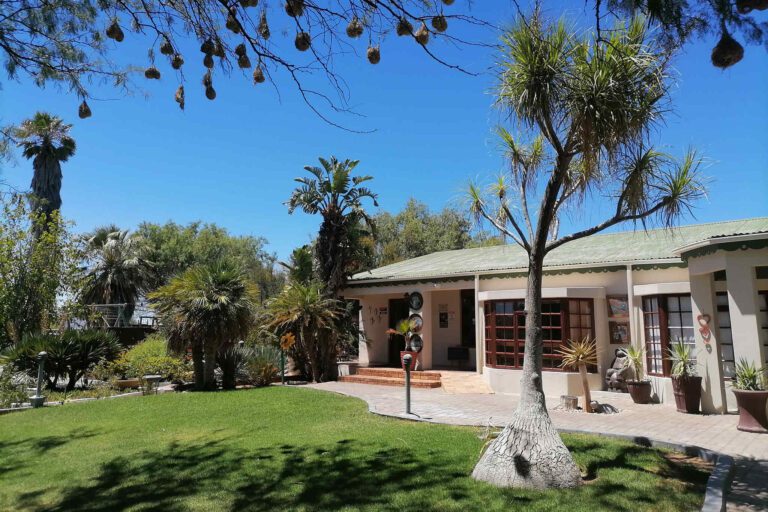 Daisy Country Lodge