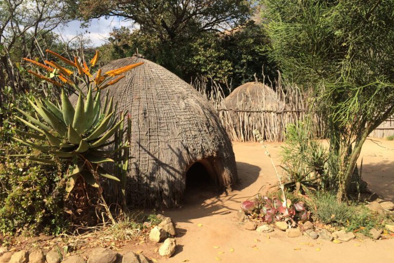 Beehive hutten in Swaziland